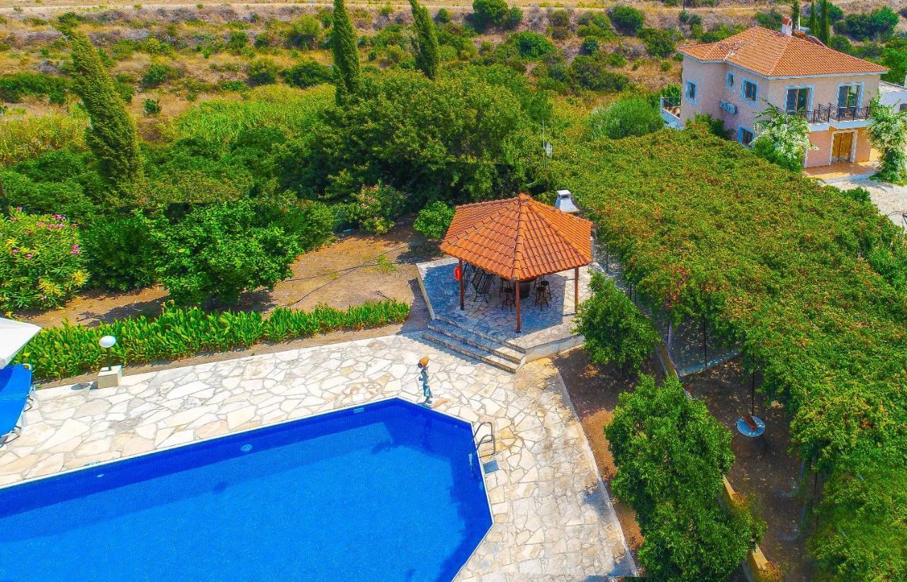 Villa Athina Finiki Polis Bagian luar foto