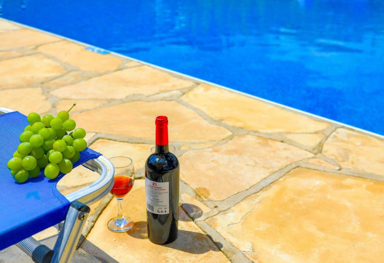 Villa Athina Finiki Polis Bagian luar foto